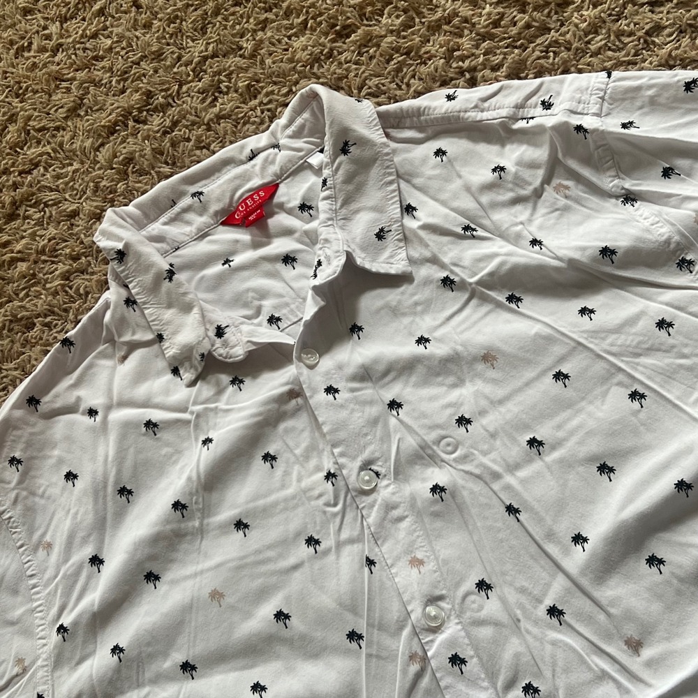 Guess Los Angeles Mens XL White Palm Tree Print Short Sleeve Button Down Shirt
